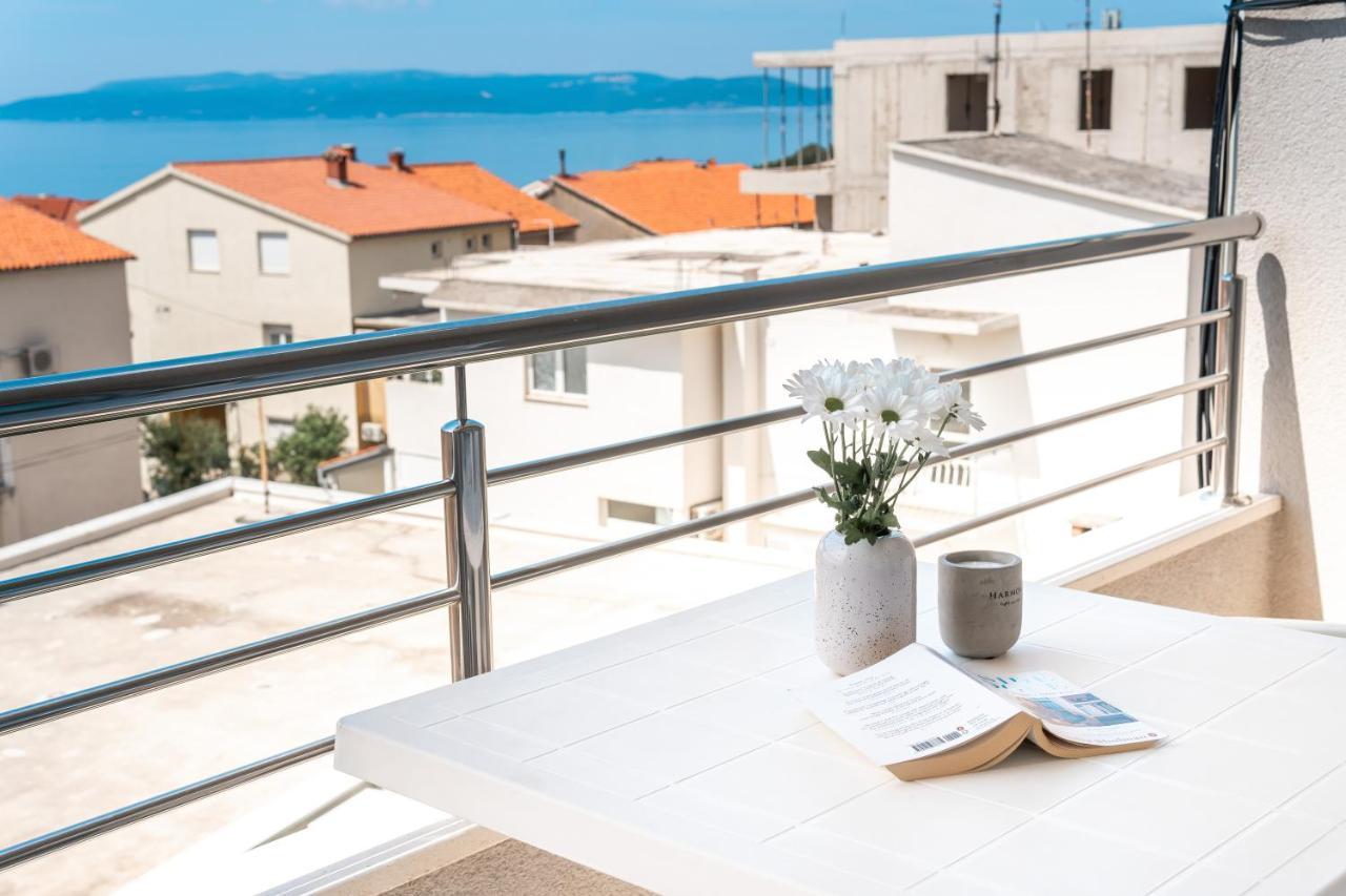 Apartments And Rooms Vuleta, Close To The Beach Makarska Buitenkant foto