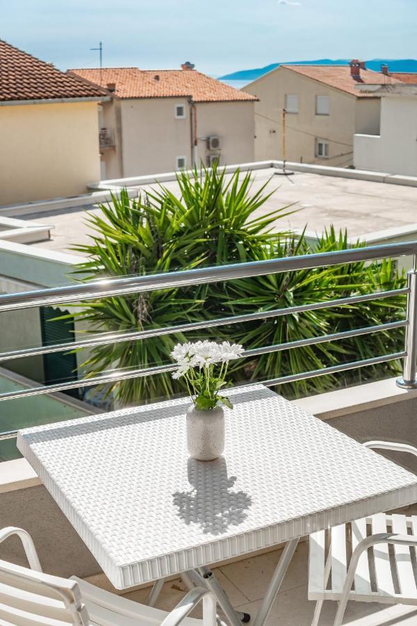 Apartments And Rooms Vuleta, Close To The Beach Makarska Kamer foto