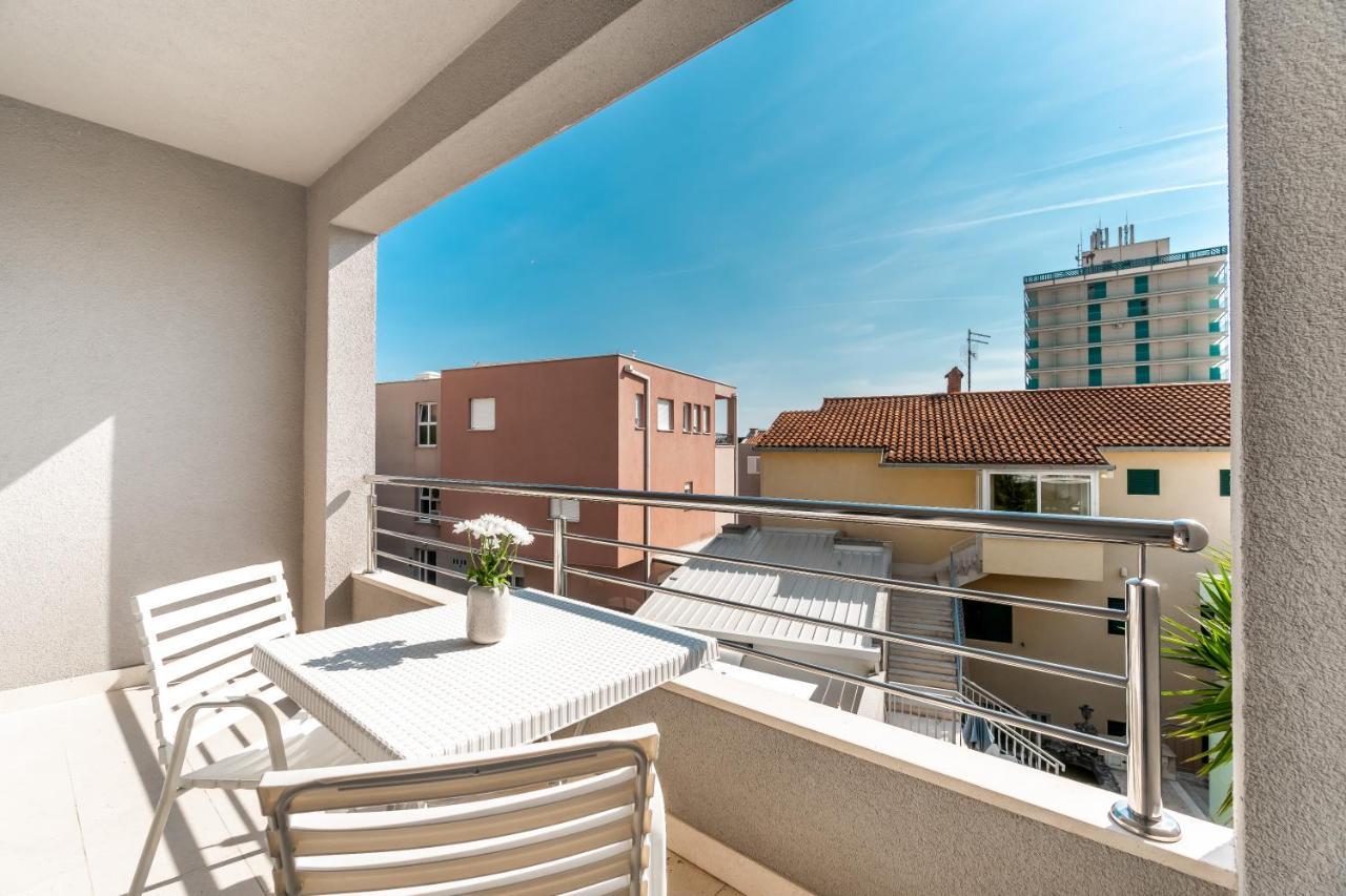 Apartments And Rooms Vuleta, Close To The Beach Makarska Kamer foto