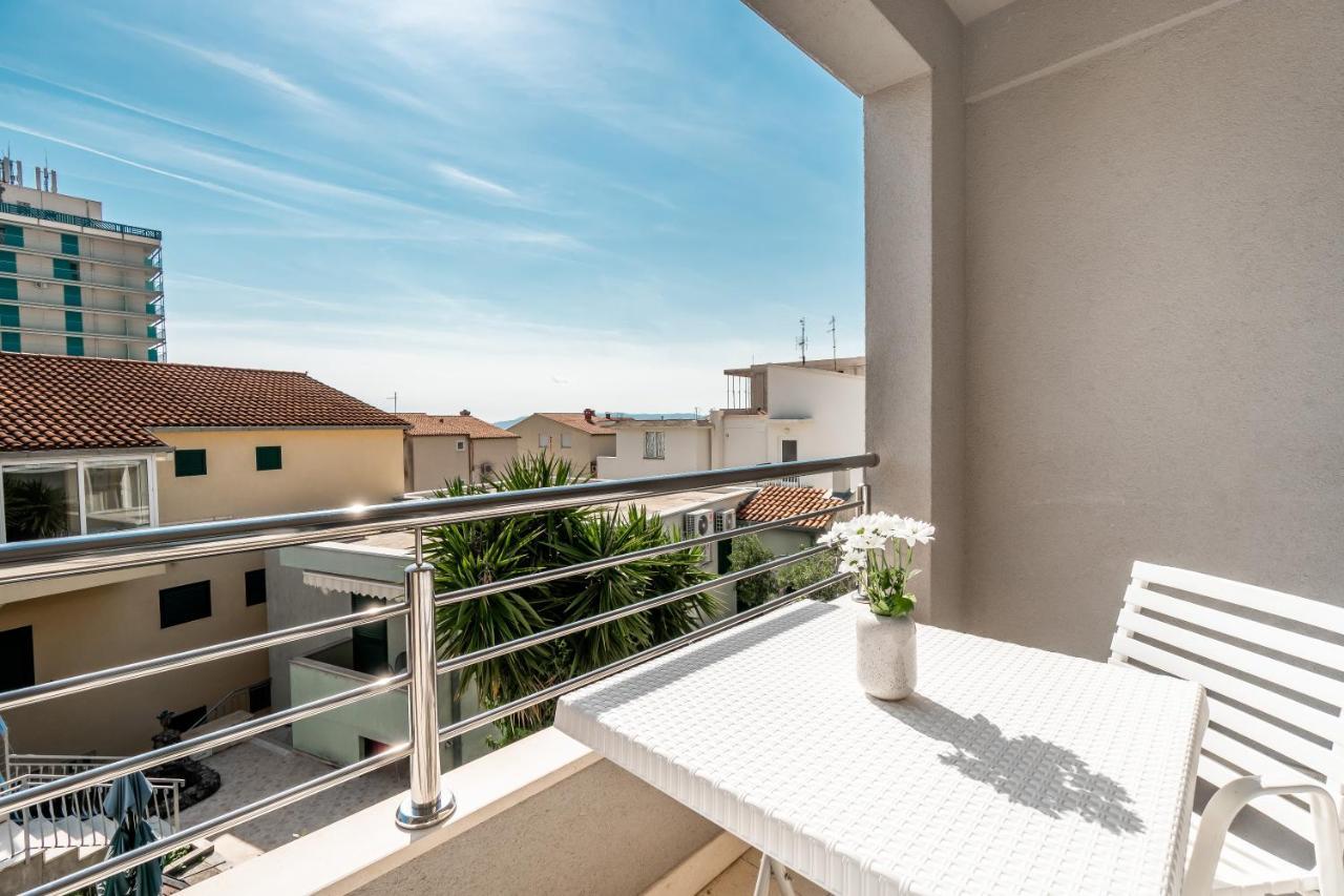 Apartments And Rooms Vuleta, Close To The Beach Makarska Kamer foto