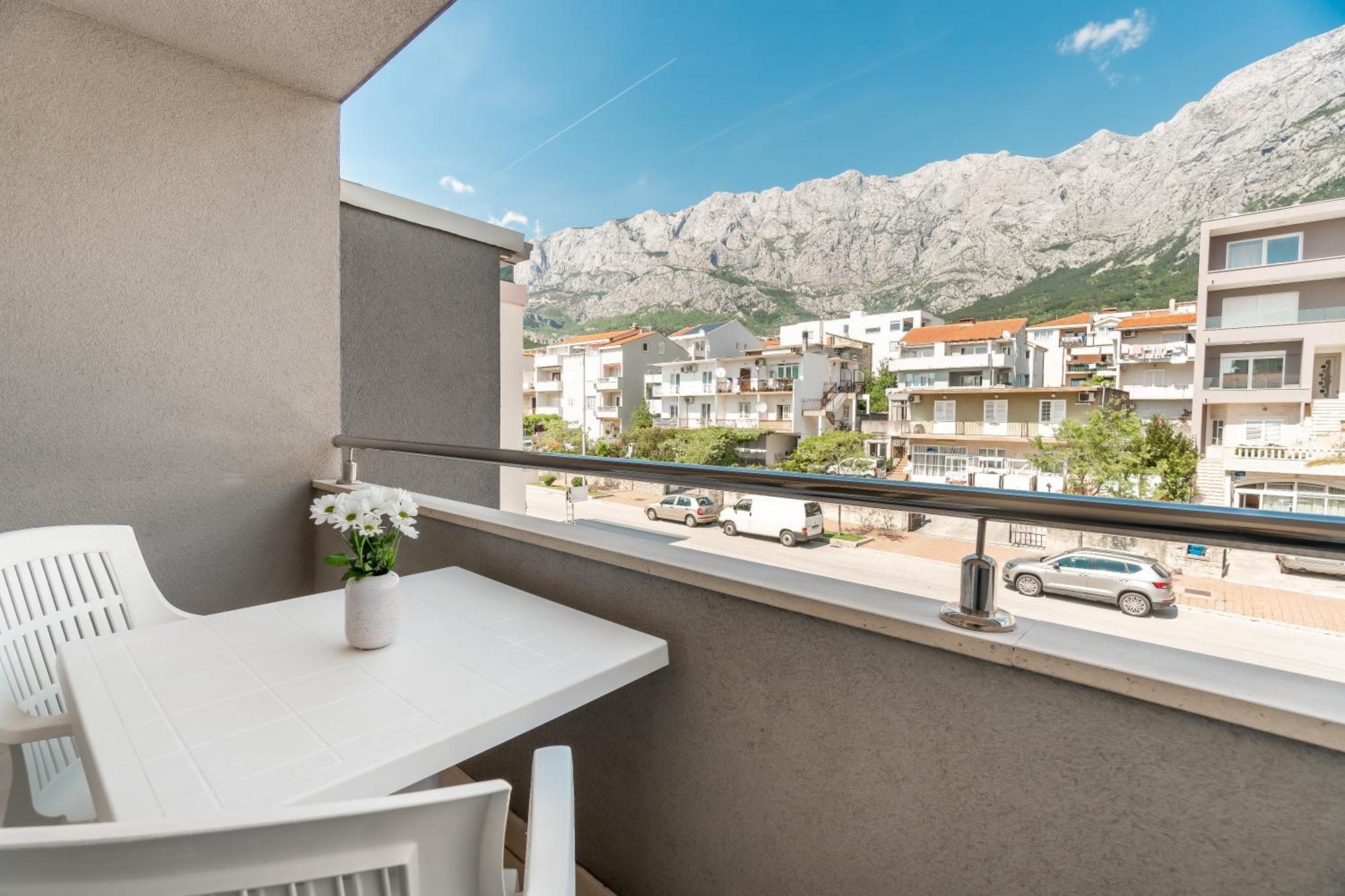 Apartments And Rooms Vuleta, Close To The Beach Makarska Kamer foto