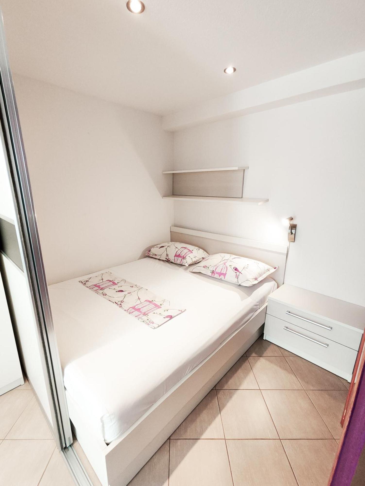 Apartments And Rooms Vuleta, Close To The Beach Makarska Kamer foto