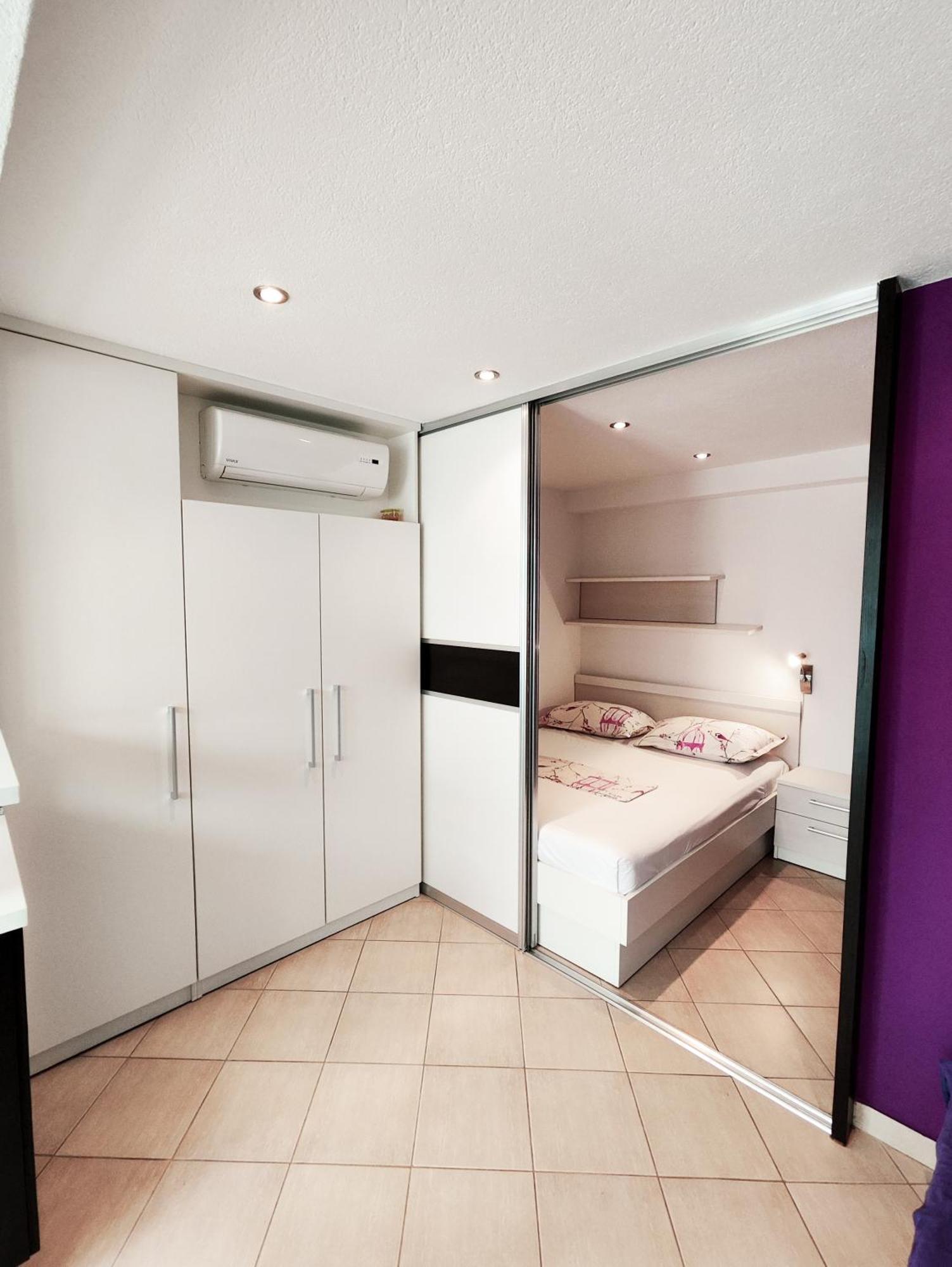 Apartments And Rooms Vuleta, Close To The Beach Makarska Kamer foto