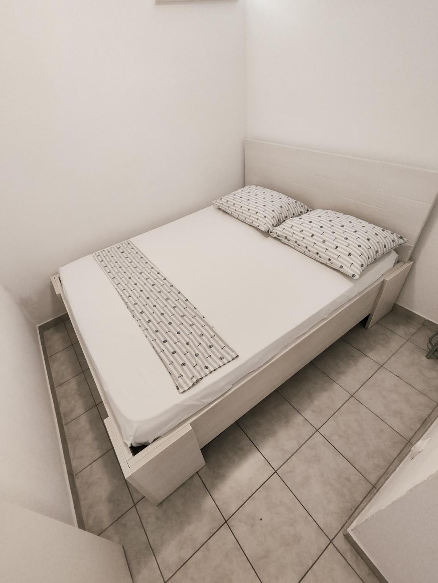 Apartments And Rooms Vuleta, Close To The Beach Makarska Kamer foto